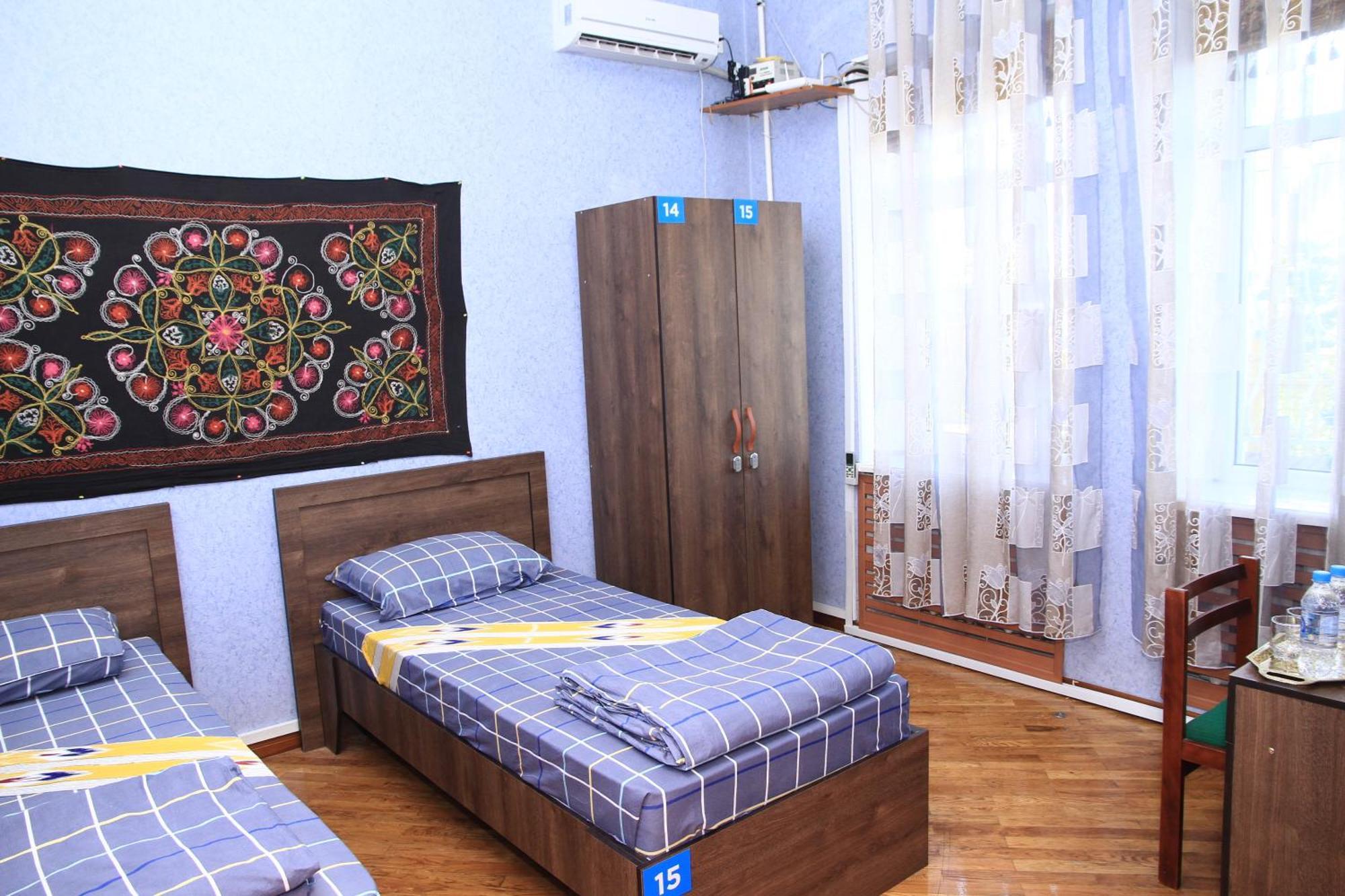 YELLOW HOSTEL DUSHANBE ДУШАНБЕ (Таджикистан) - от 1006 RUB | NOCHI